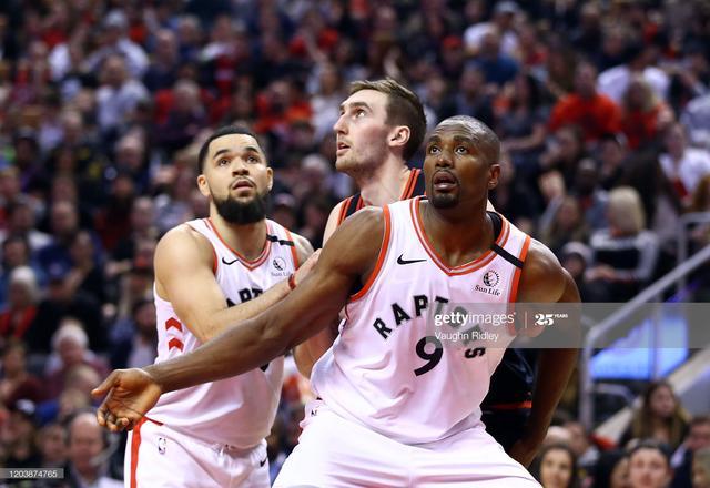 在激烈竞争 在激烈竞争