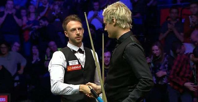 的首场比赛 的首场比赛