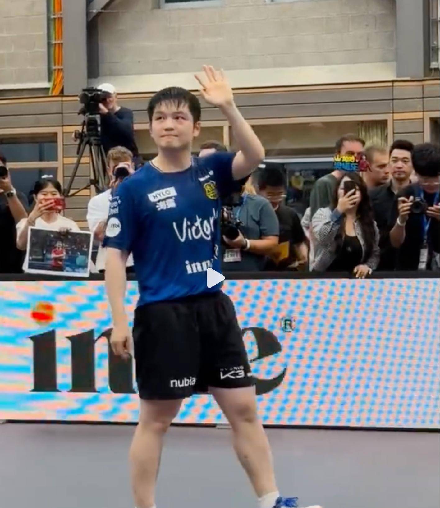 的表现依然 的表现依然