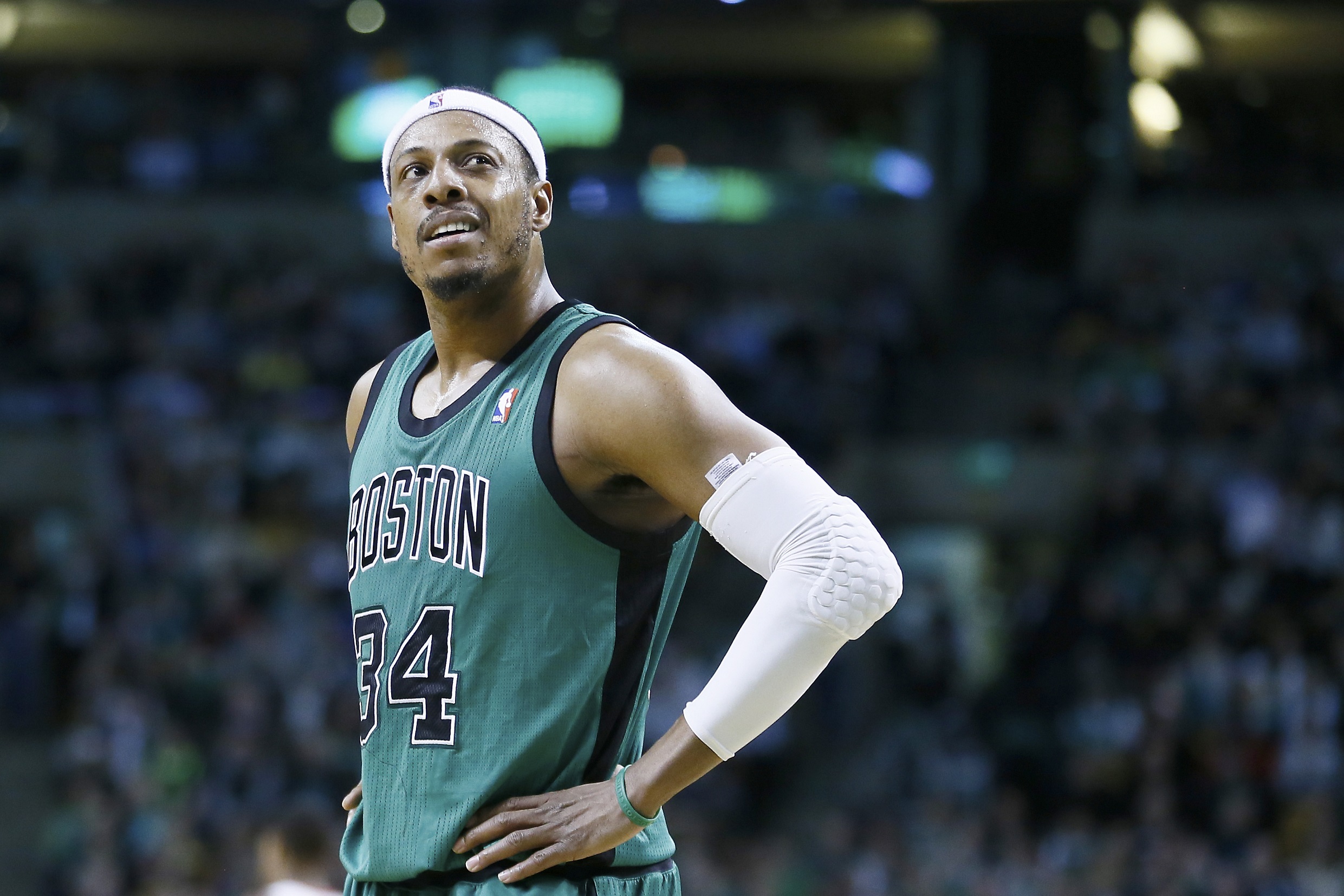 呈断崖式下 呈断崖式下