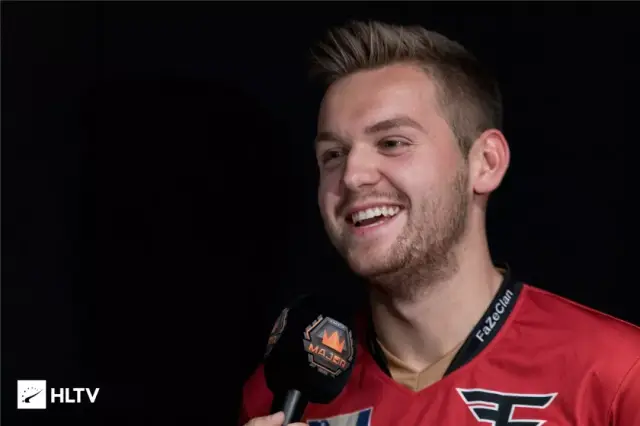 在高强度的 在高强度的